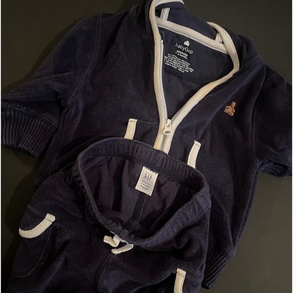 Baby Gap Outfit Set. Navy Blue Hoodie and Shorts. Newborn Size 3-6 months. - Picture 11 of 12